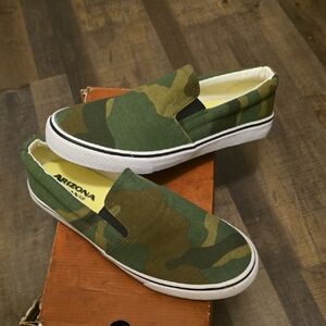 Arizona Jean Company Green Camouflage Slip-On Loafers